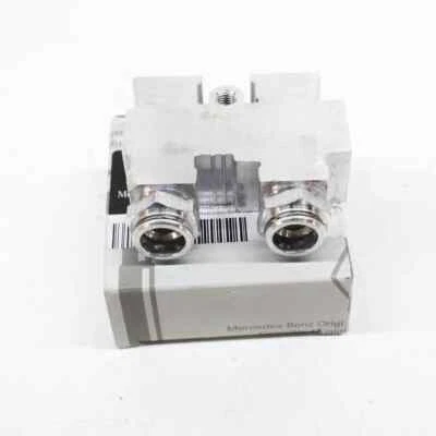 Mercedes Benz Genuine GLK 250 2013-2015 Thermostat OE 0005010765 - Image 1 of 4