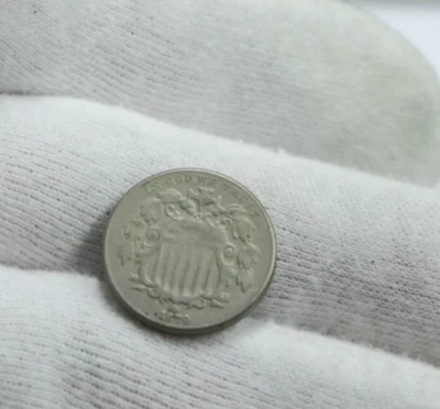 1870 US Shield Nickel 5c Fine + (Cleaned) Semi Key - Image 1 of 2