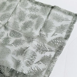 Table Runner Silver Sheer Organza Metallic with Pine Cones & Leaves  3 Yds x 25" - Picture 1 of 4