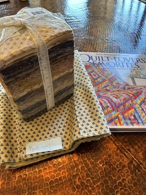 Moda 40 FQ Elijah's Indigo de Bety Chutchian, tela de 4 yardas y libro Foto 1 de 4