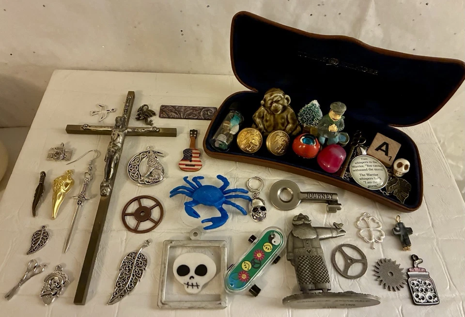 Vtg Silver Plate Crucifix Tommy Hilfiger Leather Eyeglass Case Junk Drawer lot - Image 1 of 4