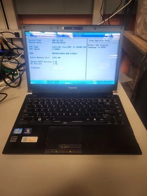 Toshiba Portege R835-p94 I5-2450m 8gb Ram Sin HDD Foto 1 de 4