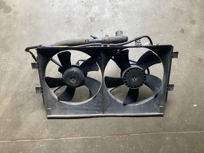 Breaking Mitsubishi Outlander 2008 ventilador conjunto paquete 080117 diésel  Foto 1 de 3