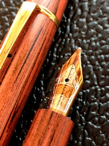 LIMITED EDITION NUMBERED BEXLEY 18K 750 B NIB RED EBONITE VINTAGE FOUNTAIN PEN - Picture 1 of 18