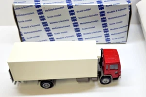 Conrad Nr. 4589 Volvo F-16 Lieferkastenwagen mit Hubtor - Bild 1 von 9