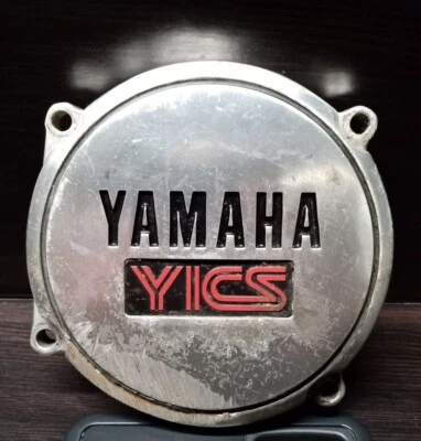 Cubierta de la bomba de aceite del motor Yamaha YICS XJ550 XJ650 XJ750 1981-1983 N.M.: 4U8-15416-01-00 Foto 1 de 4