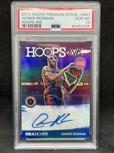 DENNIS RODMAN 2019 PREMIUM STOCK CERCHI INCHIOSTRO AUTO PRIZM HOLO PSA 10 GEMME NUOVO DI ZECCA - Foto 1 di 2
