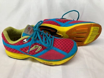 Zapatos para correr Newton Gravity para mujer rosa/amarillo/azul talla 8,5 solo usados 3 o 4x Foto 1 de 4