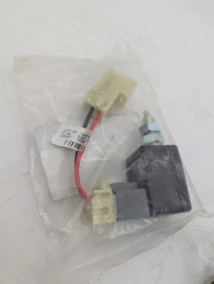 New Genuine Hyundai Coupe Tiburon GK 02-08 Brake Stop Light Switch 9381026R0AQQH - Image 1 of 2