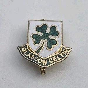 GLASGOW CELTIC VINTAGE PIN BADGE - Picture 1 of 2