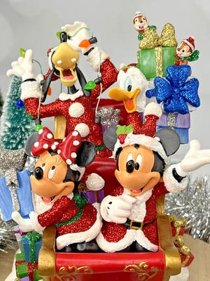 Figura Trineo de Santa Mickey Navidad Parques Disney Minnie Donald Goofy Foto 1 de 4