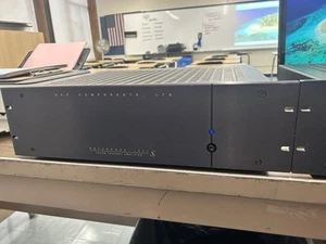 B&K Components Reference 125.7 Power Amplifier - Picture 1 of 3