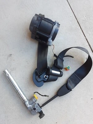 2013-2017 LINCOLN MKZ FRONT RIGHT PASSENGER SEAT BELT SEATBELT RETRACTOR  OEM* - Image 1 of 4