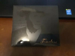 Timeless: Featuring Alternative Versions Of Classic Hank Williams Trac CD - Imagen 1 de 3