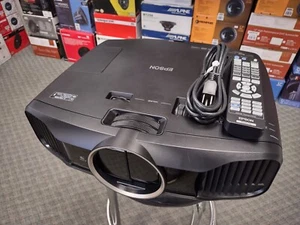 EPSON 3D 1080P LCD PROJECTOR POWERLITE PRO CINEMA 6030UB W/ REMOTE *SEE DETAILS* - Picture 1 of 23