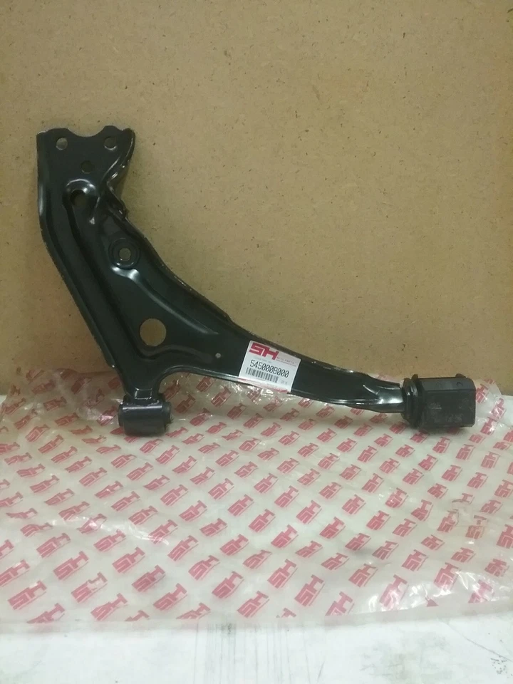 SH Auto Parts 545000B000 Suspension Control Arm Lower RH - Image 1 of 2