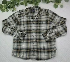 Patagonia Organic Cotton Mens Gray and Yellow Button Up Shirt Size L - Picture 1 of 5