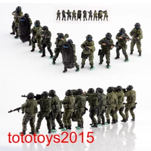10 piezas 1/72 soldados de combate rusos miniaturas escena accesorios figuras muñeca para coches - Imagen 1 de 5