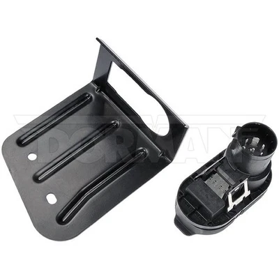 Dorman 924-611 Trailer Hitch Connector - Image 1 of 4