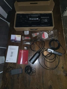 weBoost Drive Sleek OTR Vehicle Cell Phone Signal Booster for Trucks. Never used - Photo 1 sur 4