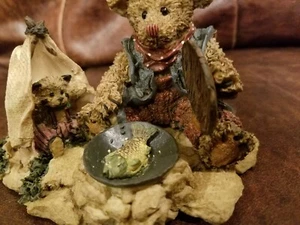 Cottage Collectibles Ganz Fish Fry Figure - Picture 1 of 10