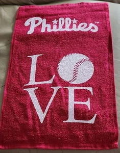 MLB Philadelphia Phillies L⚾️VE Rally Towel - Picture 1 of 2