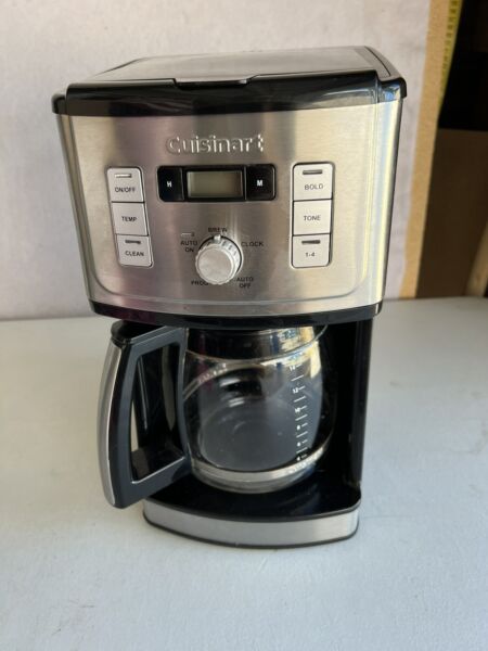 Cuisinart CBC-6400PC 14 cup Programable Coffee Maker - Black Photo Related