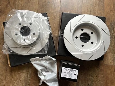 Kit de freno trasero perforado con pastillas óptimas para BMW X1 12-15 R1 Concepts WMUH1-31284 Foto 1 de 4