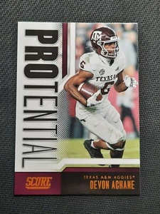 2023 Score Protential Orange #17 Devon Achane Texas A&M Aggies - Bild 1 von 8