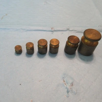 LOTE DE PESAS ESCALA 6 GRAMOS Foto 1 de 2