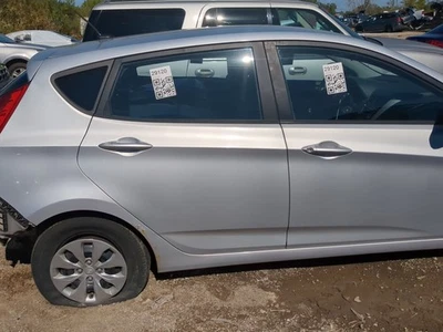 2012-2017 Hyundai Accent Passenger Rear Door Oem MWGPH - Image 1 of 2