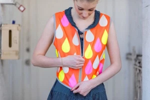 High Visibility Reflective Vest Bicycle Bike. Raindrop style. Size 10 Kids. - Picture 1 of 3