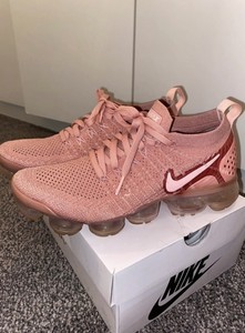 nike vapormax flyknit 2 women's pink