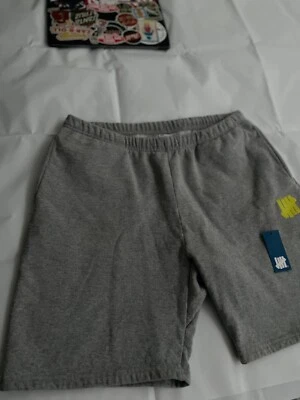 shorts invictos Foto 1 de 4