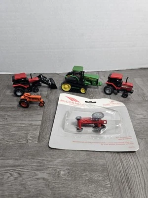 Lot of 5 Vintage ERTL Tractors Diecast Scale Models JOHN DEAR, ALLIS CHALMERS - Image 1 of 4