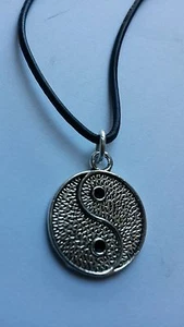 YIN YANG SILVER ON BLACK LEATHER CORD SLIDING KNOT ADJUSTABLE CHOKER NECKLACE - Picture 1 of 3