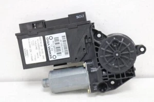 Motore alzavetro anteriore sinistro Audi A2 8Z1959801A - Foto 1 di 7