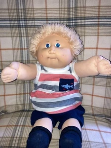 Vintage Cabbage Patch Kids Wheat Shag/Fuzz Blue Eyes, Freckles HM2 - Picture 1 of 8