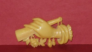 VINTAGE CELLULOID BROOCH - Picture 1 of 12