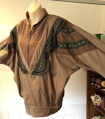 vintage 1980's  top ~ lightweight 1/2 zip batwing ~ one size L New Wave - Image 1 of 4