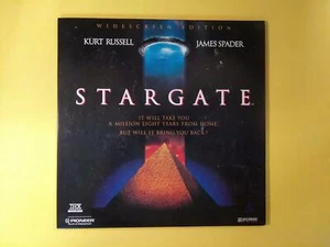 STARGATE Kurt Russell, James Spader, Jaye Davidson 1994 Carolco PG13 LASERDISC - Picture 1 of 4