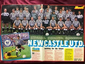 26 Autographs NEWCASTLE UNITED FC 1980s-Handsigned Poster! PAUL GASCOIGNE!!! - Picture 1 of 8