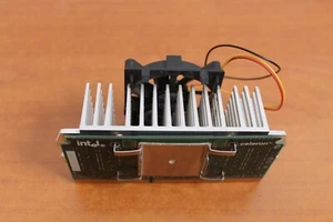 PC VINTAGE - celeron SLOT1 300 Mhz - Imagen 1 de 6
