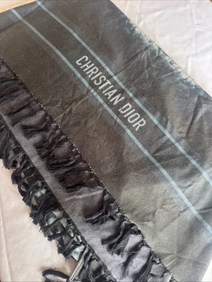 Envoltura chal Christian Dior azul tinte flecos Foto 1 de 3