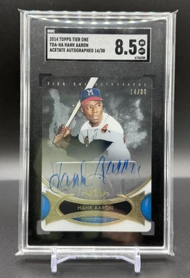 2014 Topps Tier One Hank Aaron en tarjeta automática/30 SGC 8,5 casi nuevo MT+ 🔥🔥🔥 Foto 1 de 2