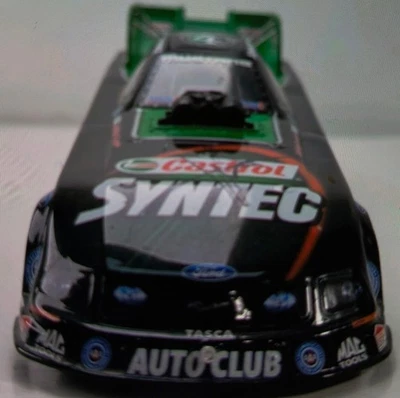 John Force Castrol/Eric Medlen Tribute 2007 1:24 NHRA F/C acción sin usar, en caja firmado  Foto 1 de 4
