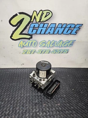 Módulo de control de bomba de freno ABS Ford Transit Connect 2012-13 9T162C405AE Foto 1 de 3