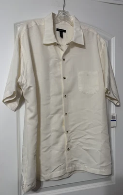 Van Heusen Ivory Pinstripe Button Down Dress Shirt Men's XL Short Sleeve *NEW* - Image 1 of 4