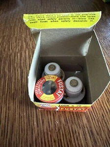 3 FUSTAT BUSS S20 20A SCREW IN TYPE S FUSE - VINTAGE WITH BOX - Picture 1 of 3