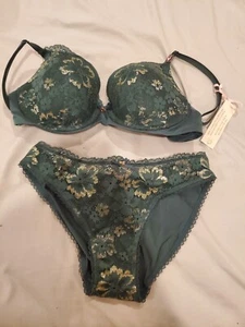 NWT Victoria's Secret Green Lined Demi Bra Panties Set 32D XS - Picture 1 of 1